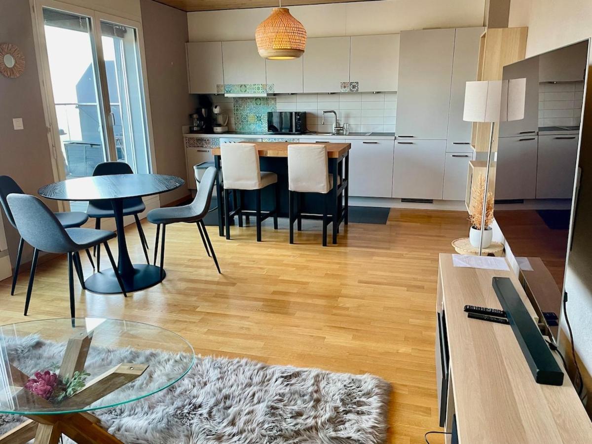 Penthouse 360 View 2br, Large Terrace *