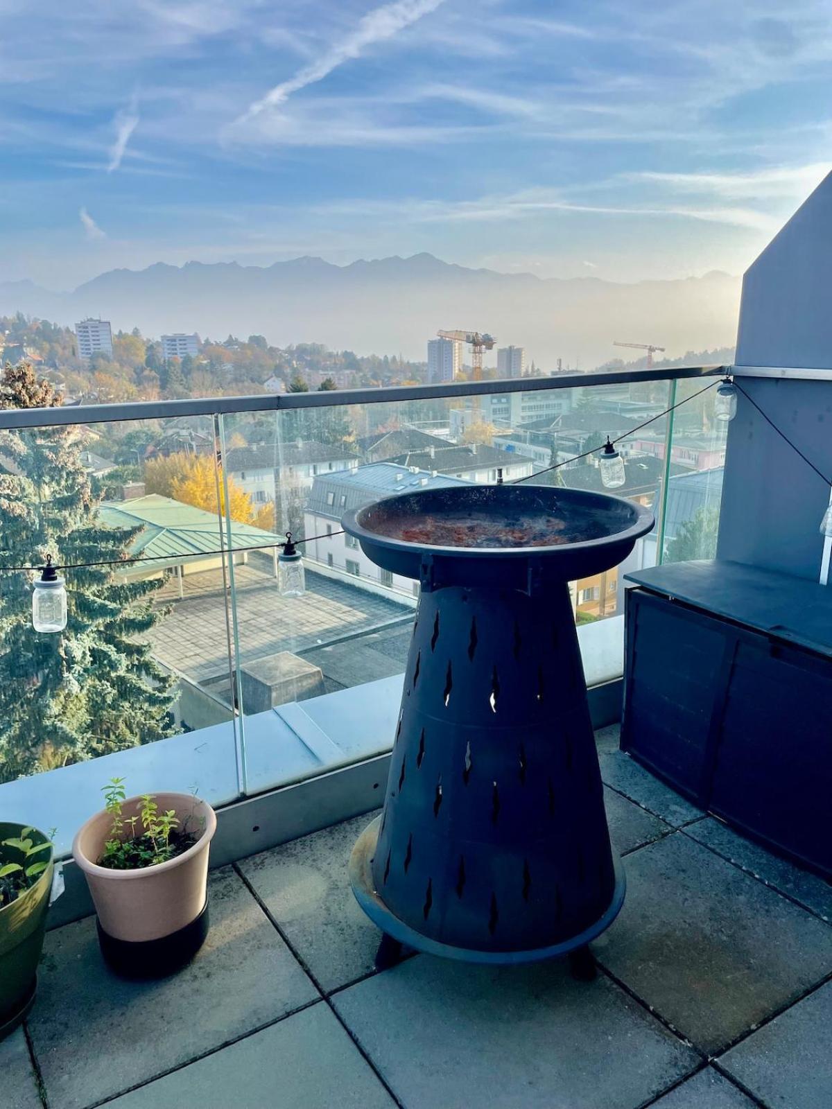Apartment Penthouse 360 View 2br, Large Terrace